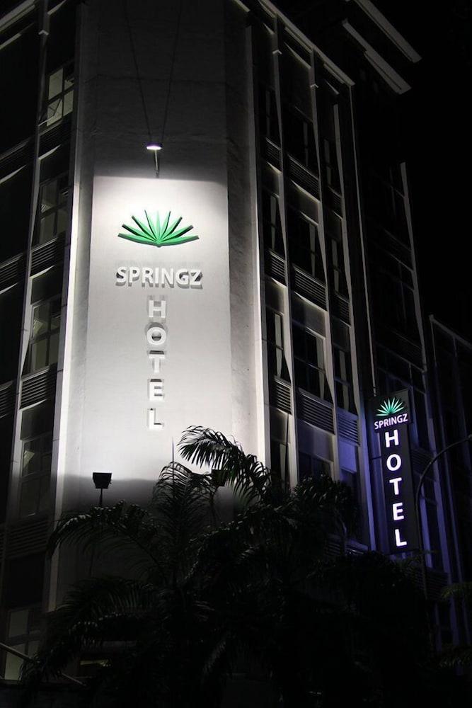 Springz Hotel-Bukit Jalil Куала-Лумпур Экстерьер фото